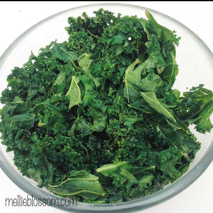 How to Eat Raw Kale mellie blossom